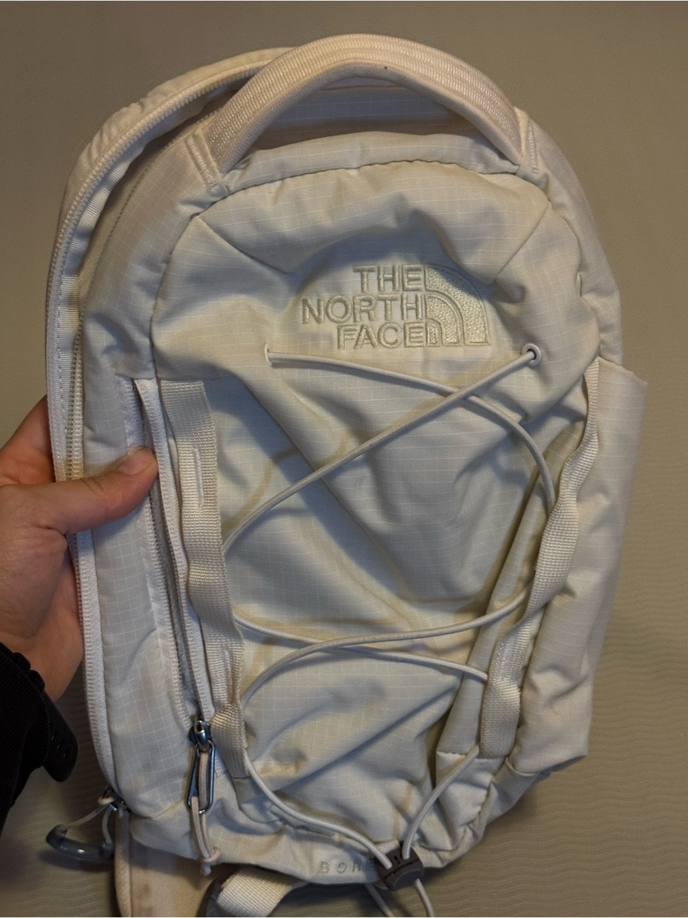 The North Face White Borealis Sling backpack mini - Picture 6 of 10
